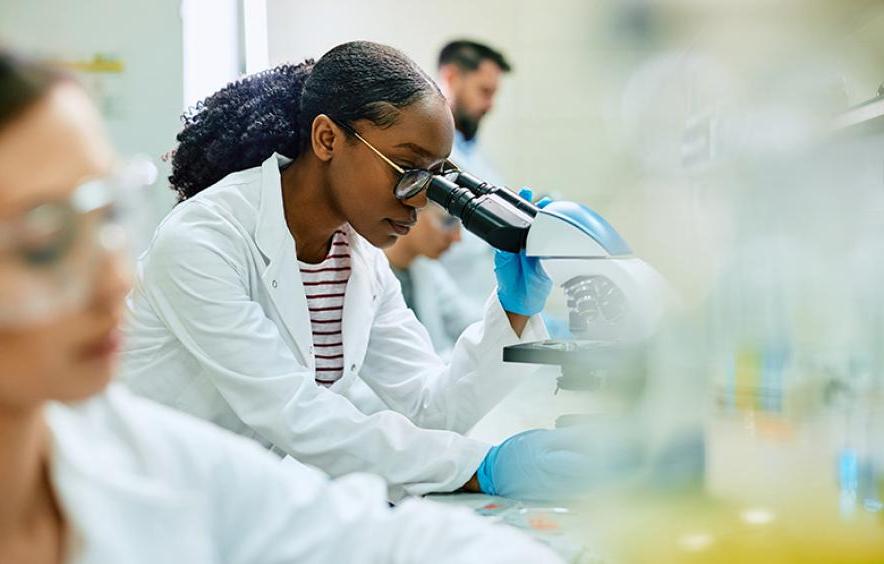 woman in STEM research lab